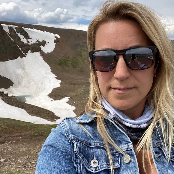 Meet your Posher, Amber - Picture 1 of 1